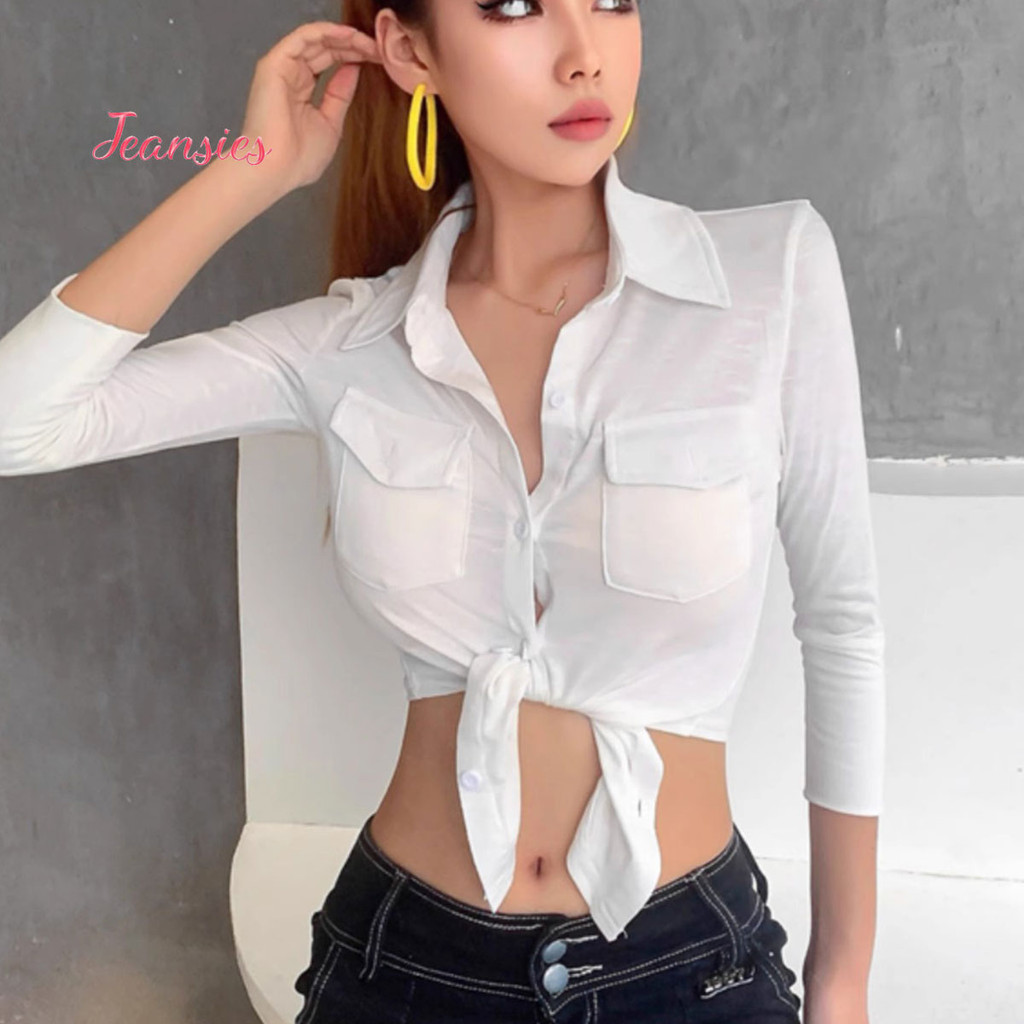 เสื้อเชิ้ตแขนยาวผู้หญิงคอปกโพลโอสีขาว แบบเก๋
