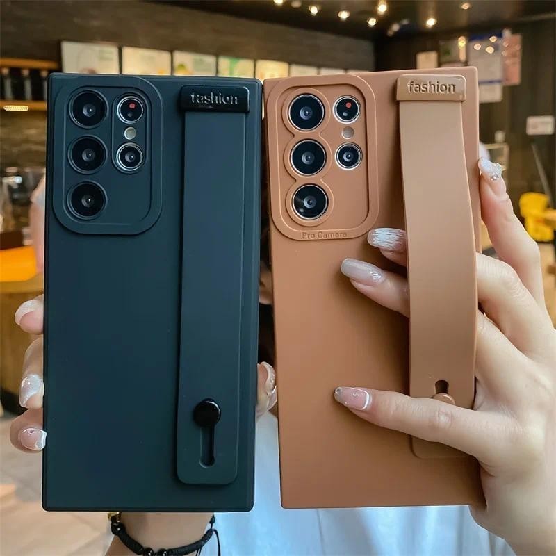 เคสซิลิโคนนิ่ม พร้อมสายคล้อง ป้องกันเลนส์กล้อง สําหรับ Samsung Galaxy S24 Ultra Samsung Galaxy S23 S22 Ultra S24 S23 Plus S20FE