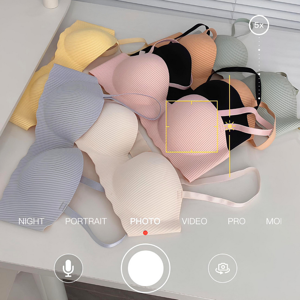 บราไร้โครง เสื้อชั้นในผู้หญิง แฟชั่น เสื้อในไร้ขอบ เสริมฟองน้ำดันทรง สวมใส่สบาย สีพาสเทล น่ารักมาก