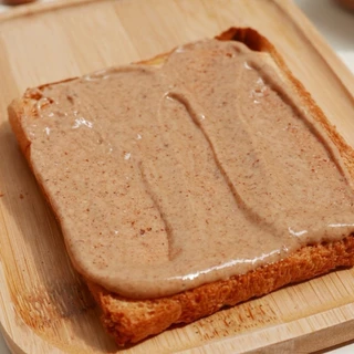 DyNy Almond butter เนยถั่วแอลมอนด์ 100% ไม่ได้ใส่น้ำตาล ไม่ได้ใส่น้ำมันเพิ่ม