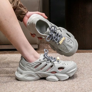 รองเท้าแตะกีฬาผู้ชายใหม่ กันลื่น ระบายอากาศได้ ฤดูร้อน พื้นห…