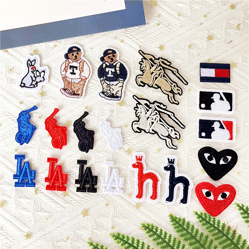 ♚ แผ่นแพทช์เหล็ก โลโก้แบรนด์แฟชั่น ♚ แผ่นแพทช์รีดติดเสื้อ DIY 1 ชิ้น