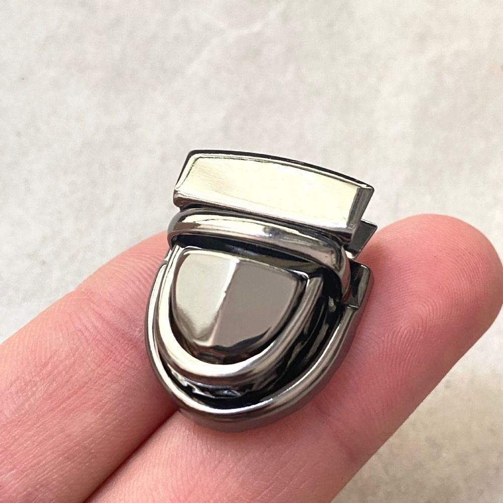 สีดํา5ชิ้นโลหะล็อคกระเป๋าจับมือ,เหล็กกระเป๋าสตางค์ยึดจับหัวเข็มขัด,ทนทานฮาร์ดแวร์ทําเองหัตถกรรมกระเป๋าอุปกรณ์เสริมกระเป๋า - รูปที่ 2