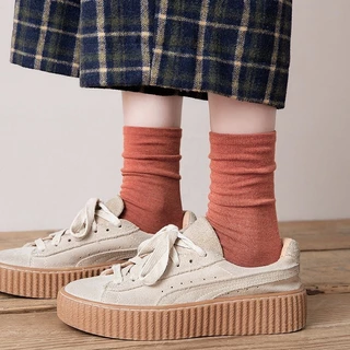 🌸พร้อมส่งในไทย🧦ถุงเท้าข้อกลางแฟชั่นญี่ปุ่น สีทึบ นุ่มสบาย ถุงเท้า JK สไตล์วิทยาลัย