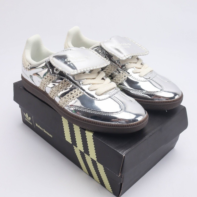Wales Bonner X Adidas Originals samba classic "metallic silver" รองเท้าผ้าใบลําลอง สําหรับผู้ชาย และผู้หญิง