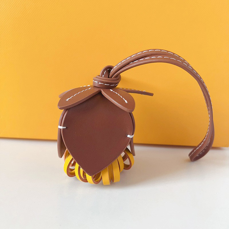 Evertoner Cowhide กระเป๋าหนัง Charm ดอกไม้จี้แฟชั่นคุณภาพสูงดอกไม้จี้รถตกแต่งกระเป๋าอุปกรณ์เสริม