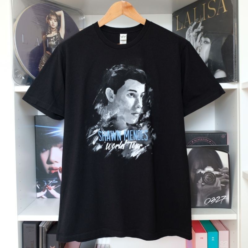 POP T-SHIRT เสื้อยืด Shawn Mendes, World Tour มือสองของแท้ สภาพใหม่