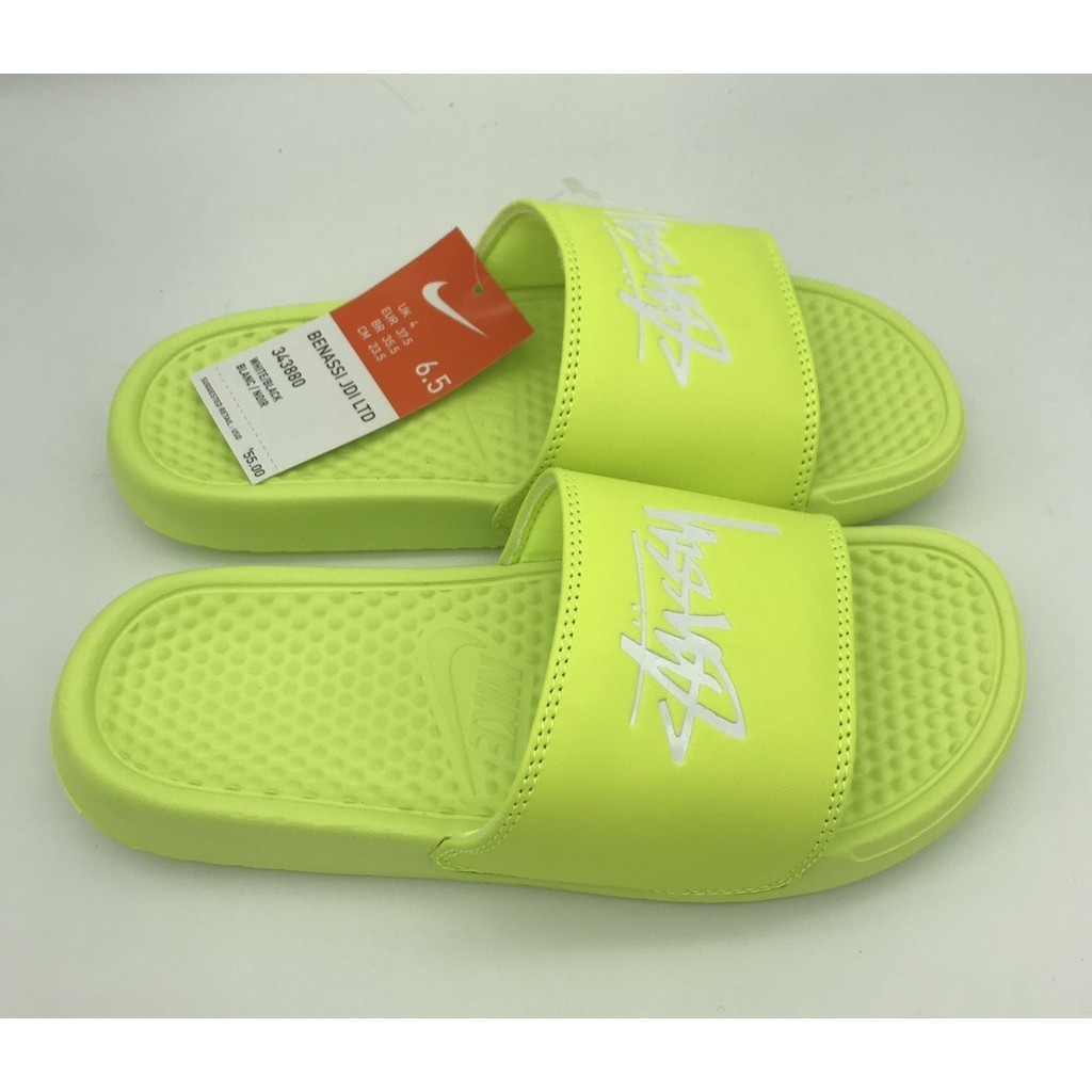 รองเท้าแตะแบรนด์ Stussy NK Co Stussy Benassi Co branded Beach Couples Casual Outwear Flip flops