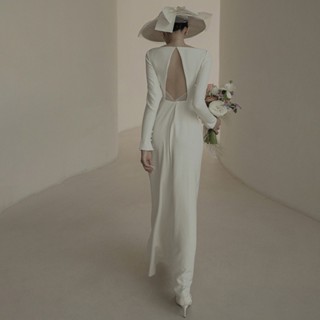 ชุดเจ้าสาวแขนยาว แบบเสื้อโค๊ต.Simple Scoop คอ Backless เซ็กซ…