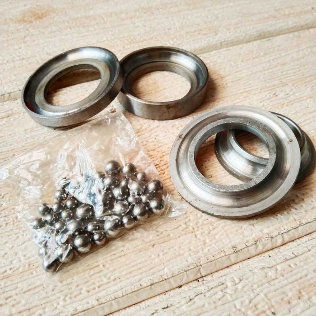 STEERING BOWL KONES HANDLEBAR BOWL SET SUZUKI TS 125 TRS GP100 GP125 TRZ RGR -