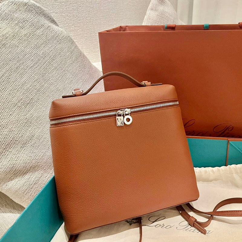 Loropiana กระเป๋าเป้สะพายหลัง LP หนังวัวชั้นแรก กระเป๋าถือ กระเป๋าอาหารกลางวัน พรีเมี่ยม ขนาดเล็ก พร้อมกล่อง LP999999-0306