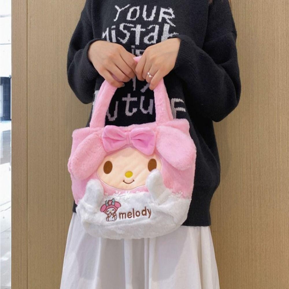 Gesh1 กระเป๋าตุ๊กตา, กระเป๋าสะพายหมีสตรอเบอร์รี่ Cinnamoroll, กระเป๋าถือเย็บปักถักร้อยการ์ตูน Kuromi
