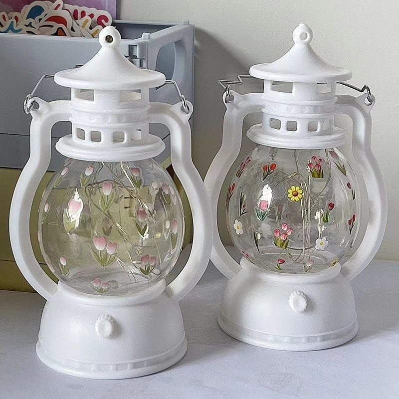 New Product#Xiaohongshu same styleDIYTulip Small Oil Lamp Ambience Light Portable Small Night Lamp Birthday Gift Good-looking Girl2wu