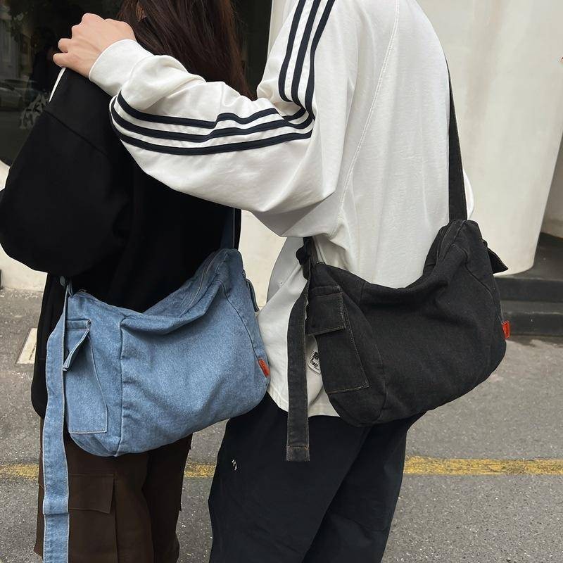 กระเป๋าสะพายไหล่ กระเป๋าเมสเซนเจอร์ ผ้ายีน ผ้าแคนวาส แบบเรียบง่าย สไตล์ญี่ปุ่น สําหรับผู้ชาย และผู้หญิง