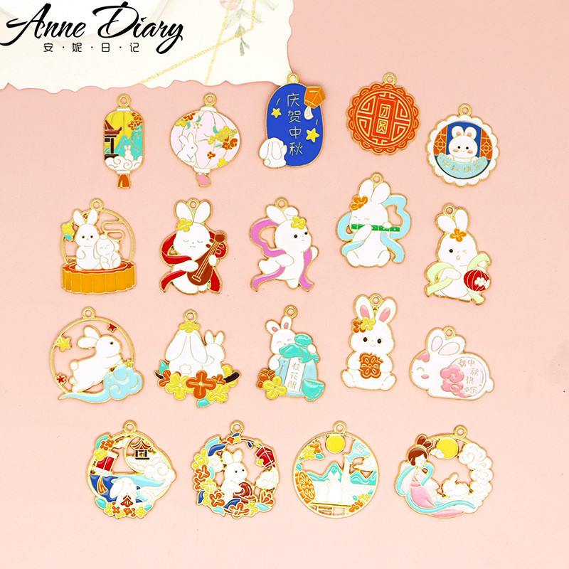 2 ชิ้น/ล็อตการ์ตูนเทศกาลกลางฤดูใบไม้ร่วงกระต่ายโลหะผสมเคลือบจี้ DIY เครื่องประดับอุปกรณ์เสริม Charms สําหรับผู้หญิง, Key Chain/ต่างหู/สร้อยคอจี้ทําด้วยมือ DIY เครื่องประดับ 157
