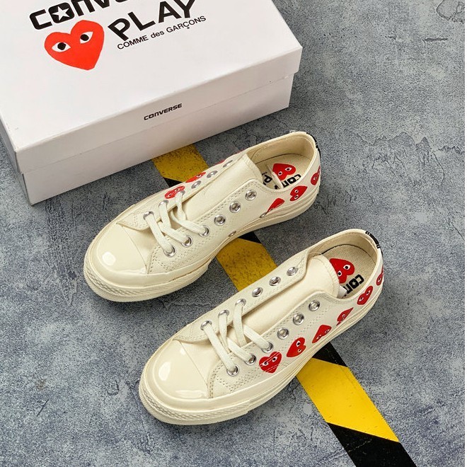 CDG X Converse Chuck Taylor 70s Hi/OX รองเท้าผ้าใบสีขาวรองเท้าสำหรับผู้ชายและผู้หญิง  เป็นต้นฉบับ