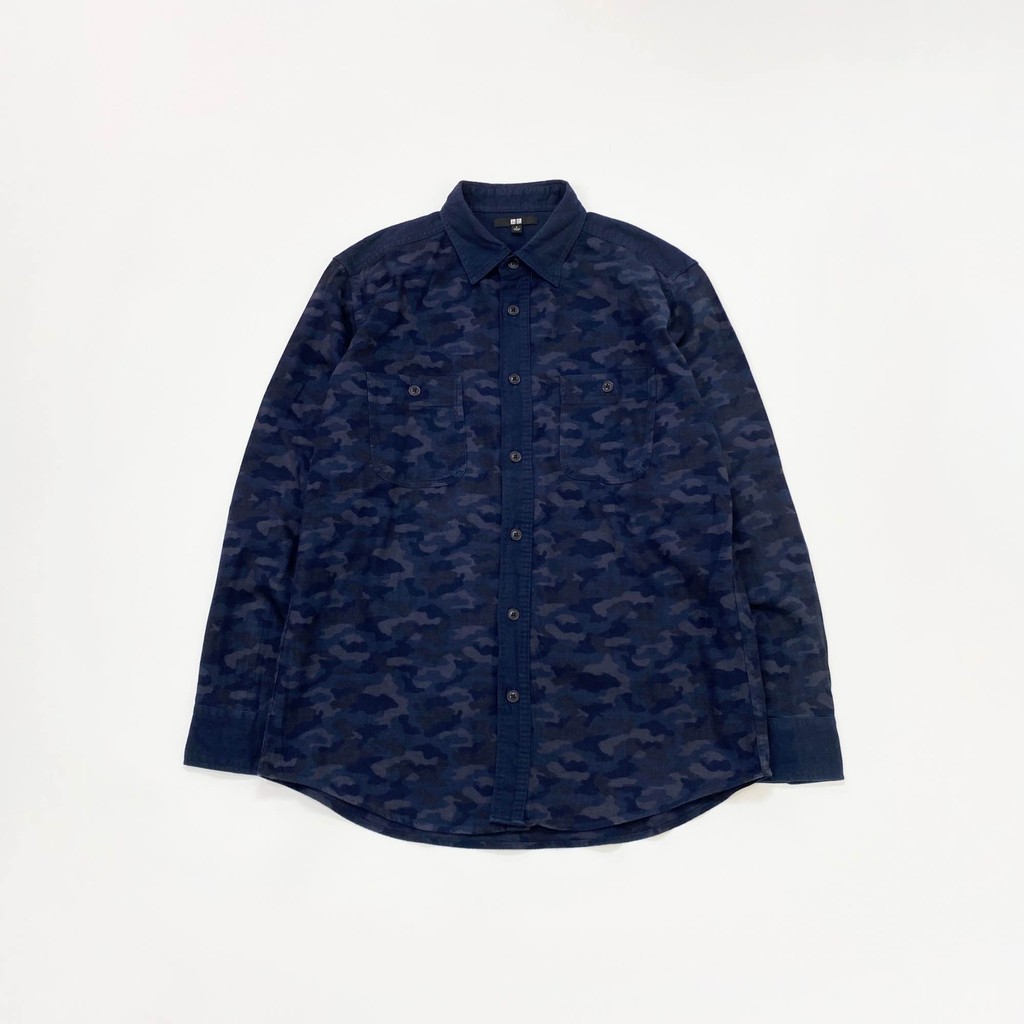 uniqlo flannel camo shirt ( classic blue )