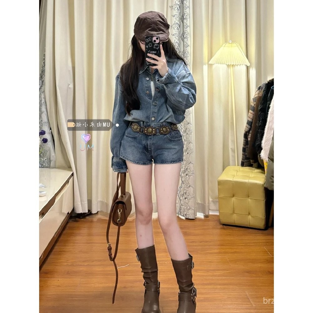 ชุดแจ็คเก็ตยีนส์ Jinn Jeans สไตล์เรโทรอเมริกัน เสื้อเชิ้ตแขนยาวคอปกสำหรับผู้หญิง ชุดต้นฤดูใบไม้ร่วง 