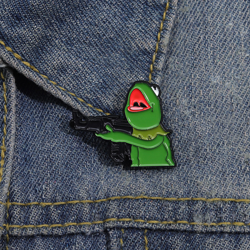 เข็มกลัดเคลือบ ลายการ์ตูนกบ "Kermit" เครื่องประดับ ของขวัญ สําหรับเพื่อน