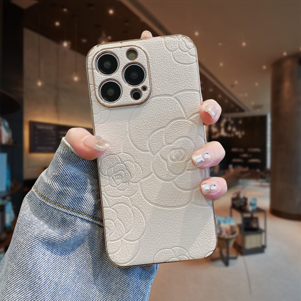 เคสโทรศัพท์มือถือหนังนิ่ม กันกระแทก ลายดอกคามิเลีย แบบนูน สําหรับ IPhone 15 Pro Max 11 12 13 14 Pro Max Plus