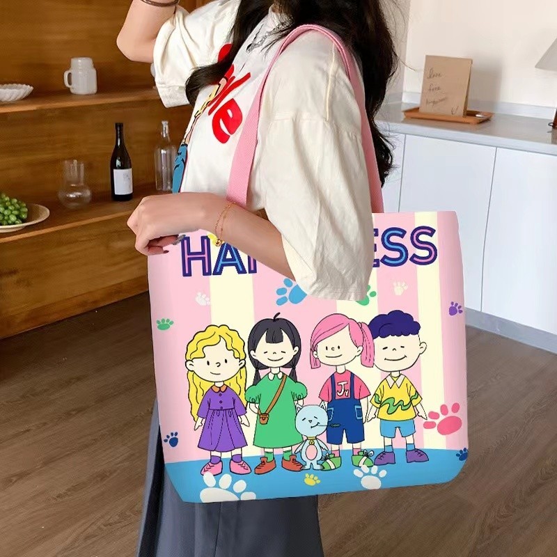 (A22) กระเป๋าผ้า แคนวาส ลายการ์ตูน แฟชั่น ใส่ของได้เยอะ มีซิป