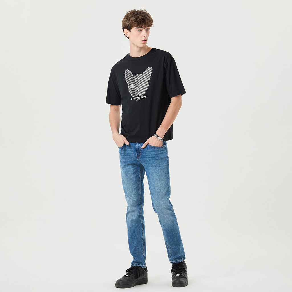 ESP เสื้อทีเชิ้ตลายเฟรนช์ชี่ อีซี่ ผู้ชาย สีดำ | Frenchie Eazy Tee Shirt | 04093