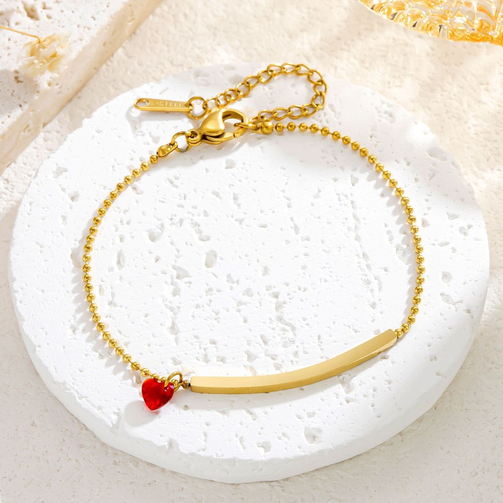 Ht สร้อยข้อมือเหล็กไทเทเนียมหัวใจสีแดงนําโชคสร้อยข้อมือสแตนเลสฝรั่งเศสอุปกรณ์เสริมหญิง