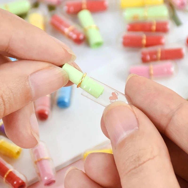 52/60/100 ชิ้น Mini DIY ข้อความแคปซูล Blank Notes Pill พร้อมม้วนกระดาษ Wish แคปซูลโปร่งใส Party วันวาเลนไทน์ ราคา ถูกที่สุด ดีลบีเคเค แกลเลอรีภาพที่ 7