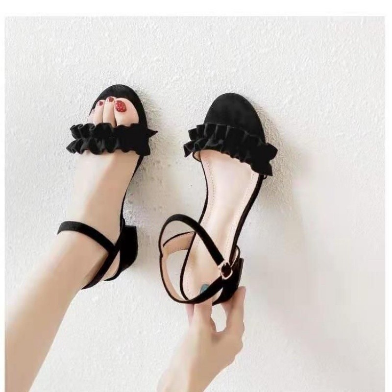 [MFC] รองเท้าแตะผู้หญิงฤดูร้อน 2024 รองเท้าส้นสูงเท้าเล็ก All-Match ส้นหนาสายคล้องคอสไตล์นางฟ้ากับกร