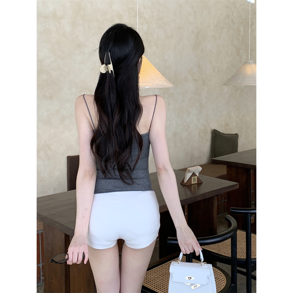 Evelynสายเดี่ยว มีฟองน้ำ สีพื้น เข้ารูป เสื้อกล้ามผู้หญิง รูปที่ 8