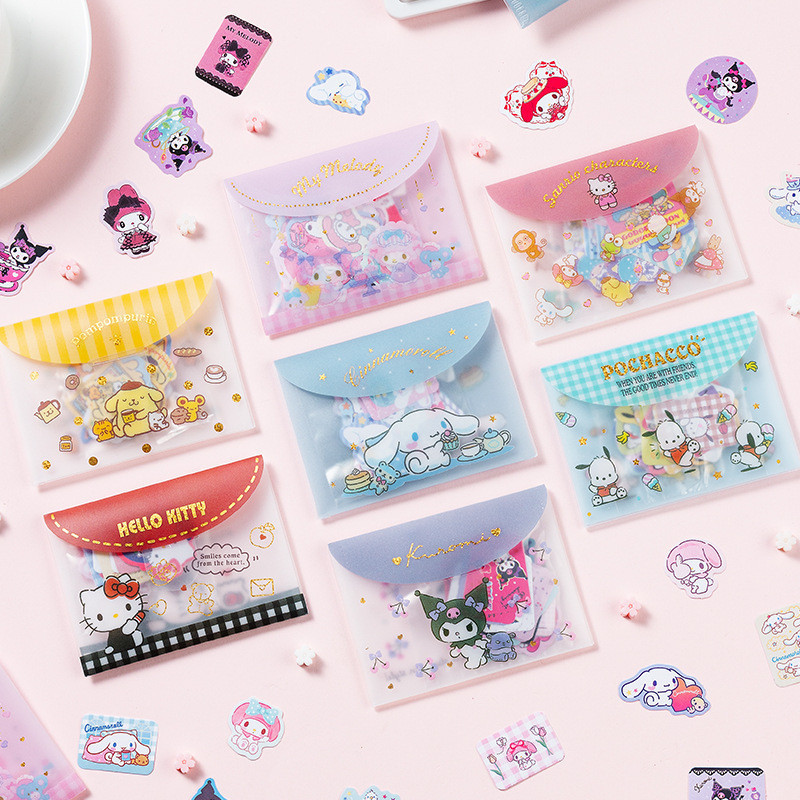 SANRIO 40ชิ้น ซานริโอ สติ๊กเกอร์ ซินนามอนสุนัขน่ารักการ์ตูนกระดาษสติกเกอร์ถุงเก็บพีวีซี