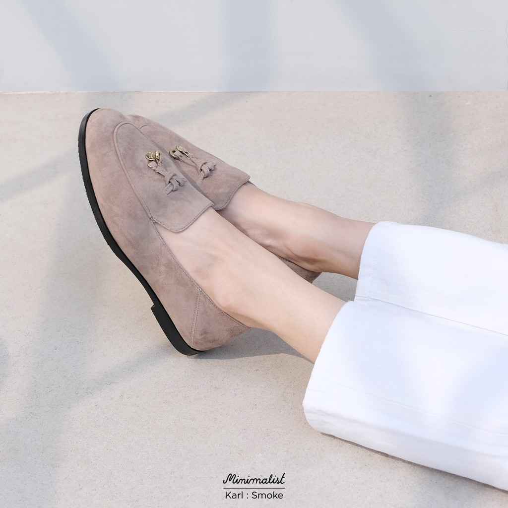 𝐌𝐈𝐍𝐈𝐌𝐀𝐋𝐈𝐒𝐓 รองเท้าโลฟเฟอร์หนังแกะ รุ่น Karl (smoke) พื้นนิ่ม ใส่เหยียบส้นได้ กับ 2 look ในคู่เดียว