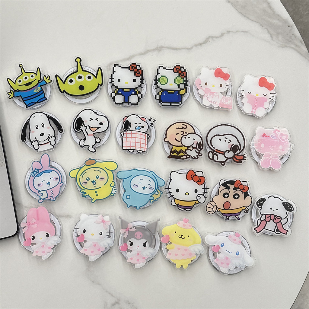 เคสโทรศัพท์มือถือแม่เหล็ก ลายการ์ตูนชินจัง คิตตี้ สนูปปี้ คุโรมิน่ารัก พร้อมตัวยึดแม่เหล็ก สําหรับเคสโทรศัพท์มือถือ