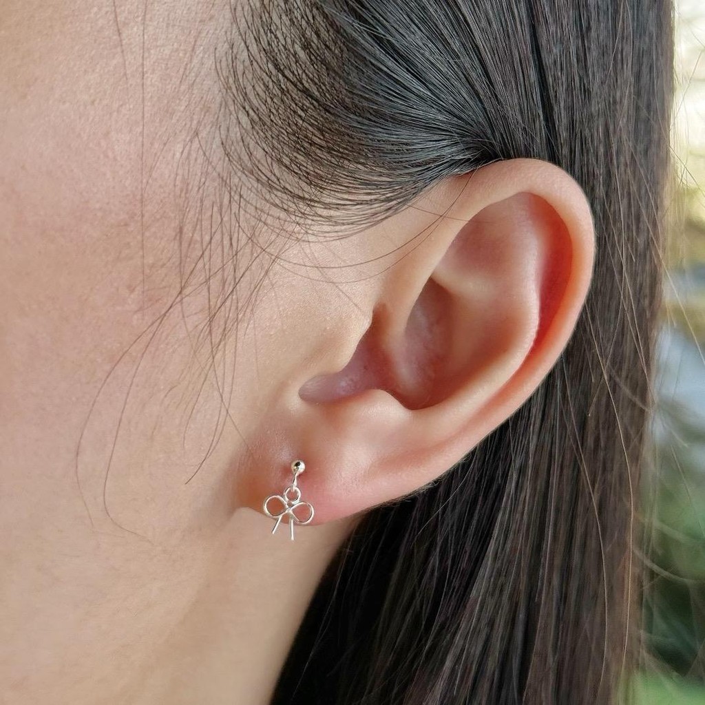 Stud Ribbon S925 | ต่างหูริบบอน เงินแท้925 (ราคาต่อคู่)