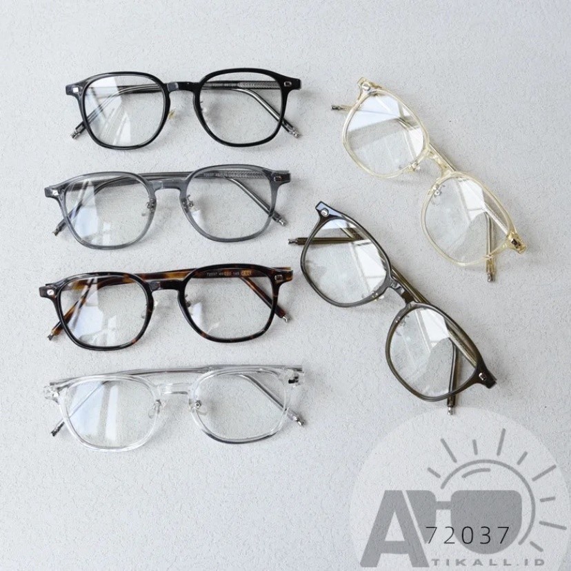 ผู้หญิงแว่นตาผู้ชาย BLUERAY LENS PHOTOCROMIC 72037 ANTI RADIATION MINUS/CYL ขายดีที่สุด