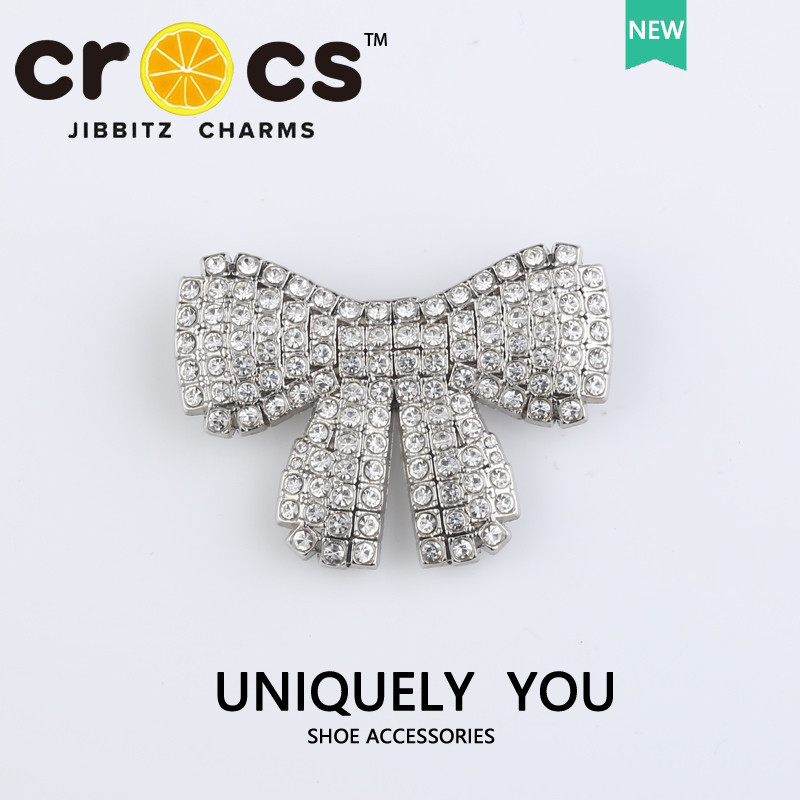JIBBITZ cross charms ตัวติดรองเท้า โบว์น่ารัก ตัวติดรองเท้า cross