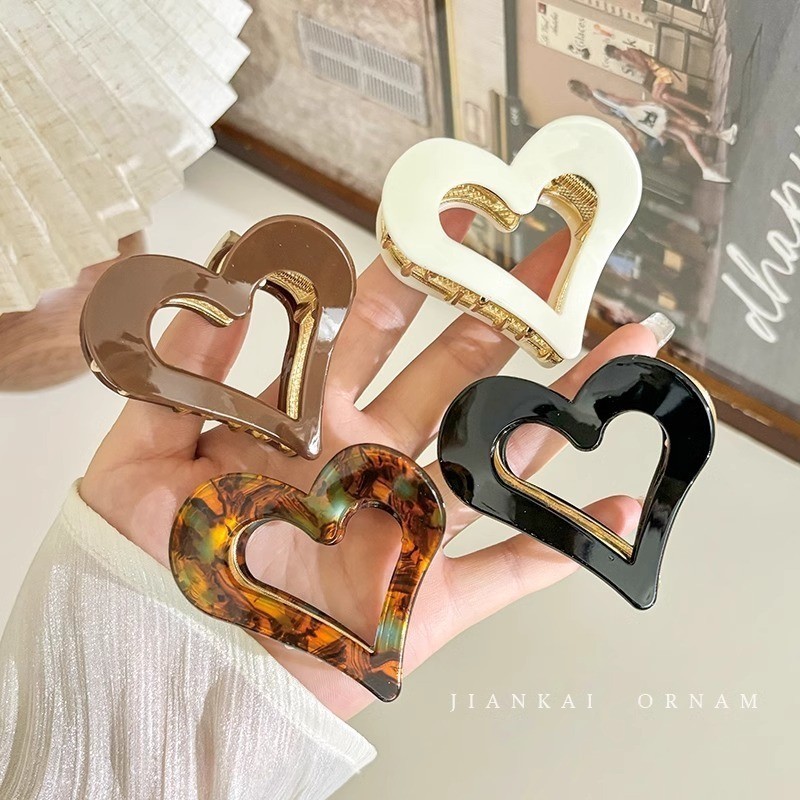 Love Acetate กิ๊บติดผม รูปหัวใจ 2024