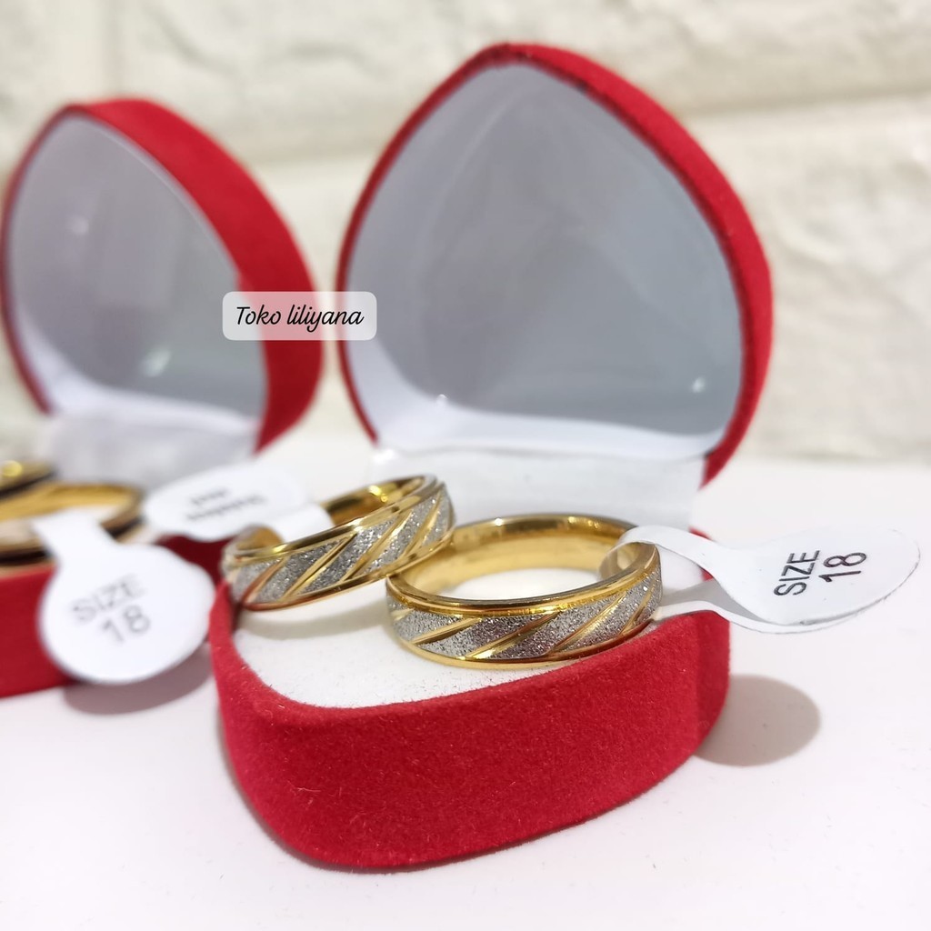 TITANIUM RING SAND LINE WEDDING RING พร้อมกล่อง