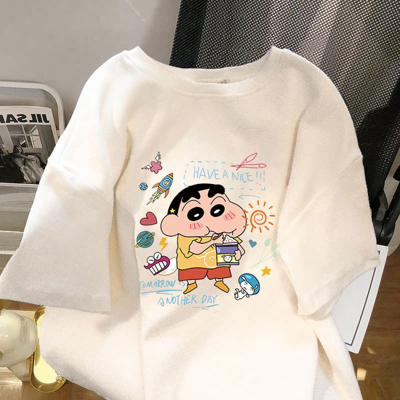เสื้อยืดผู้หญิงสีขาว Pofloret เสื้อชินจัง ผ้าฝ้าย100% โอเวอร์ไซซ์ แขนสั้นลายการ์ตูนน่ารัก #Y0041