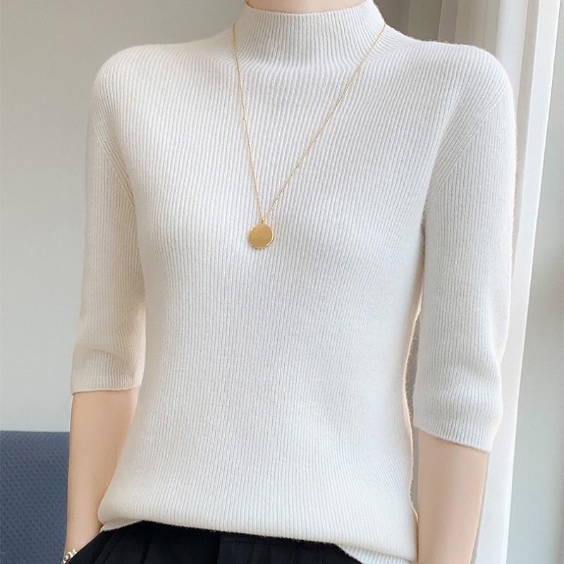 Chic พร้อมส่ง เสื้อยืด แขนสั้น คอเต่า เข้ารูป ผ้าเรยอนผ้ายืดได้ดี ใส่สบาย แมตช์ได้ทุกลุค