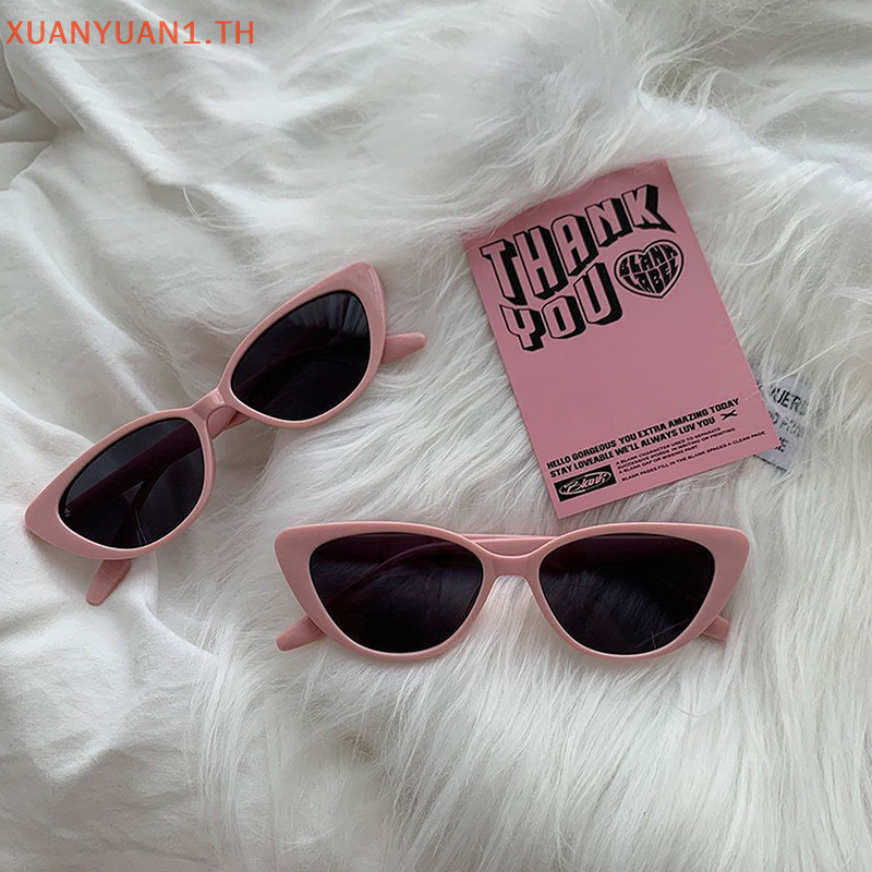 XUAN Vintage Triangle Eye แว่นตากันแดดผู้หญิงบุคลิกภาพ PC กรอบเรซิ่นเลนส์แว่นตาท่องเที่ยวสาวน่ารักกรอบเล็กแว่นตา TH