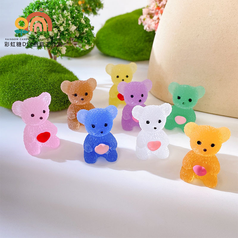 8 ชิ้น Luminous Glow Bear หัวใจเรซิ่น Charms สําหรับ DIY (10-426)