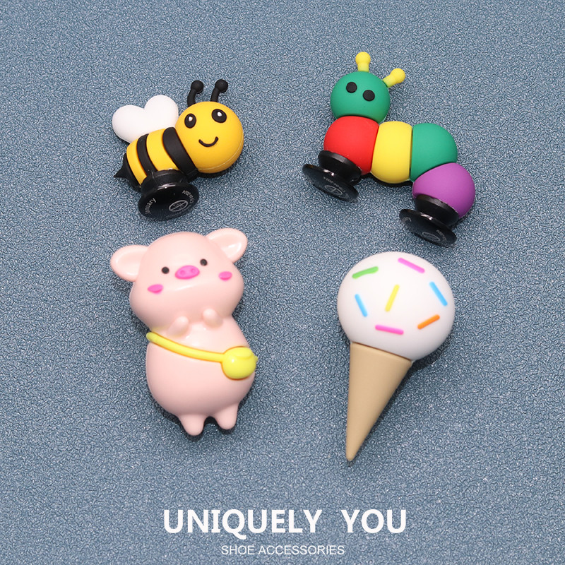 jibbitz crocs จิ๊บบิทเซ็ท อุปกรณ์ตกแต่ง รองเท้าแฟชั่น ตัวติดรองเท้า จิ๊บบิทหมู แต่งรองเท้าผ้าใบ อะไห