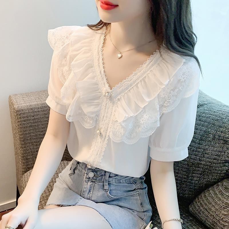 เสื้อเชิ้ตแขนสั้น คอวี ผ้าชีฟอง แต่งลูกไม้ สีขาว แฟชั่นฤดูร้อน สําหรับผู้หญิง 2023