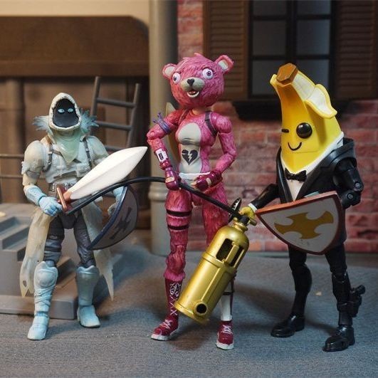 ♞ของแท้จำนวนมาก Fortnite Bananaman Pink Bear หุ่นจำลองขนาด 6 นิ้วที่สามารถเคลื่อนย้ายได้สุดเครื่องป