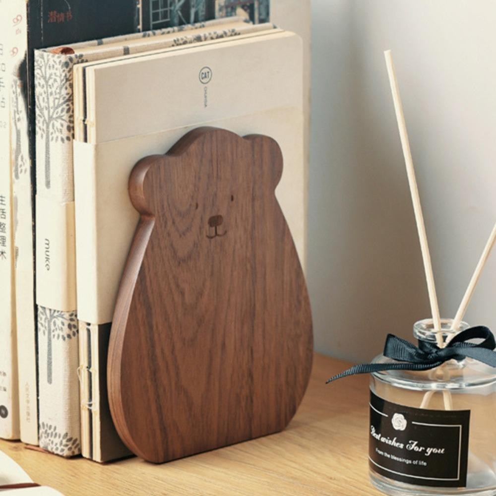 AQUA Bear Wood Bookend, Book Holder Book Organizer Walnut L-Shaped Desk Organizer, เครื่องเขียนน่ารัก L-รูปสัตว์การ์ตูนหมีไม้ Bookend ชั้นวางหนังสือ ราคา ถูกที่สุด ดีลบีเคเค แกลเลอรีภาพที่ 9