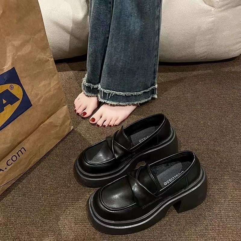 Size 35-43 Hepburn Style Black Platform Mary Jane Shoes Plus Size Women's Shoes 42 Non-slip High Heel Student Leather Shoes Korean Fashion Round Head Lolita Shoes Japanese Black Shoes Beige Princess Style Doll Shoes Casual Thick Heel Cosplay Shoes Loafers