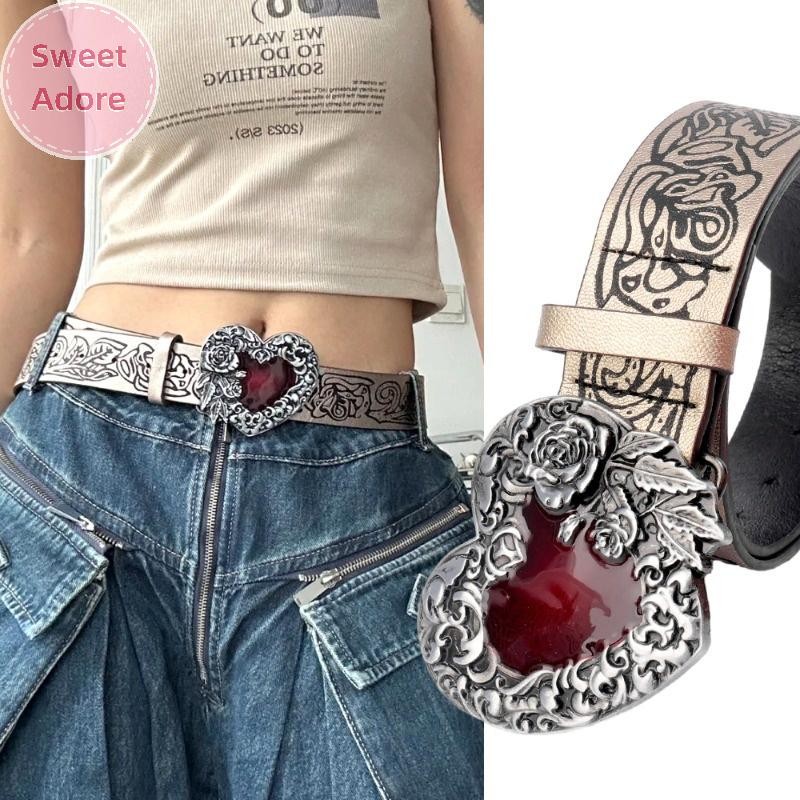 Sweetadore Gothic Punk หนัง Y2k เข็มขัดผู้หญิงโลหะสีแดงพีชหัวใจหัวเข็มขัดสายรัดเอวกางเกงยีนส์ตกแต่งเข็มขัดอุปกรณ์เสริม TH