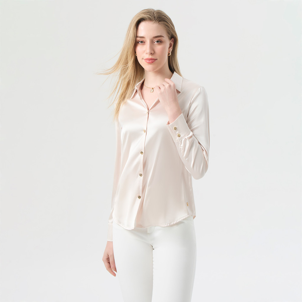 ESPADA เสื้อเชิ้ตผ้าซาติน ผู้หญิง สีงาช้าง | Satin Shirt | 05043