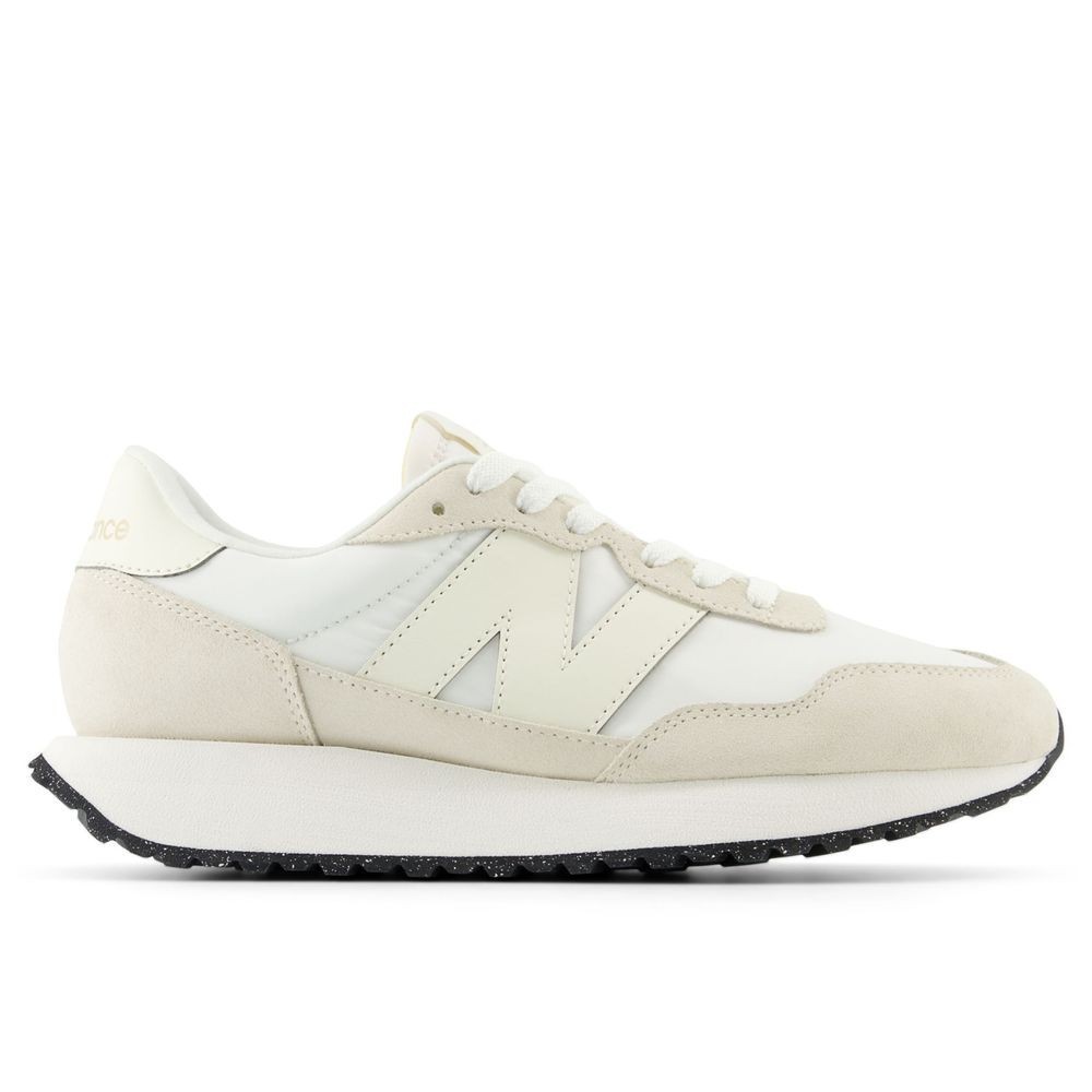 New Balance Womens 237 (มาตรฐาน) - สีขาว